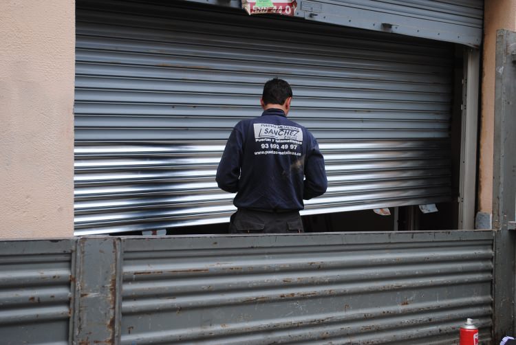 reparación puerta en ripollet